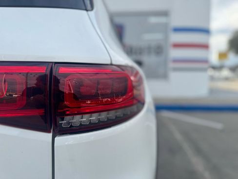 Used 2023 Mercedes-Benz EQB 250+ EQB250+ w/ Exclusive Package image 32