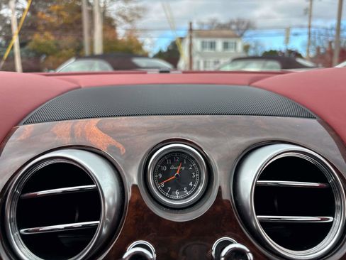 Used 2007 Bentley Flying Spur Flying Spur AWD/4WD image 25