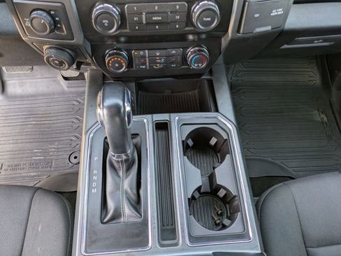 Used 2019 Ford F150 XLT w/ Equipment Group 302A Luxury AWD/4WD image 15