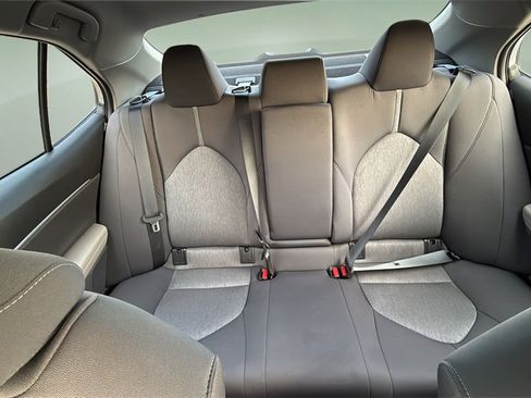 Used 2023 Toyota Camry LE image 11