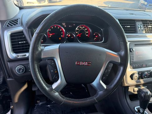 Used 2015 GMC Acadia SLE FWD image 43