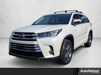 Used 2019 Toyota Highlander Limited Platinum video 1