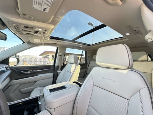 Certified 2023 GMC Yukon Denali AWD/4WD image 20