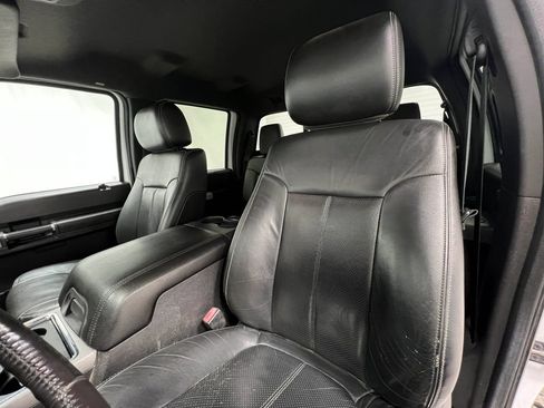 Used 2014 Ford F250 Lariat w/ Chrome Package AWD/4WD image 13