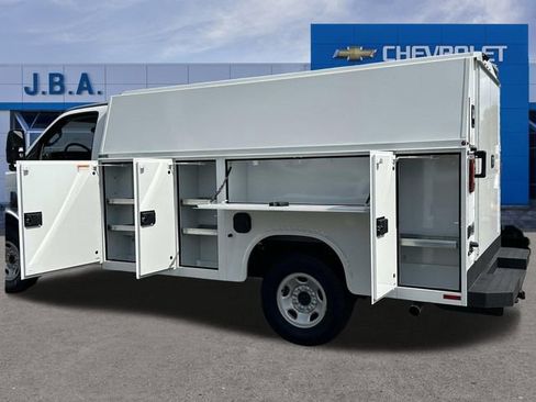 New 2025 Chevrolet Express 3500 Work Van w/ Power Convenience Package image 27