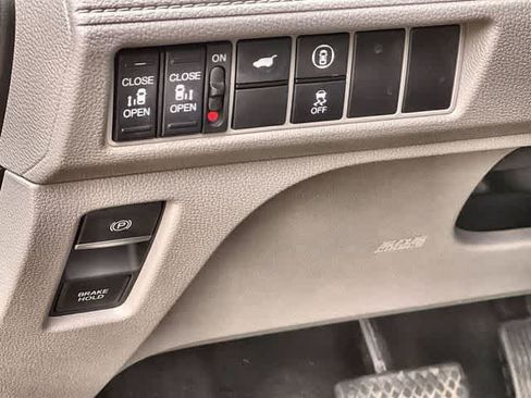 Used 2023 Honda Odyssey EX-L image 29