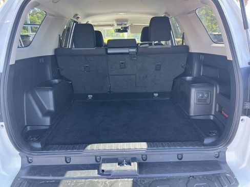 Used 2024 Toyota 4Runner SR5 image 33