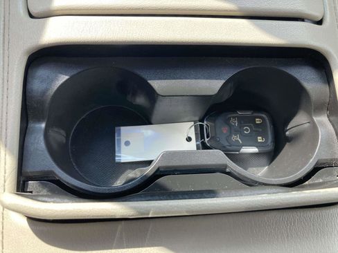 Used 2016 GMC Yukon Denali w/ Open Road Package image 29