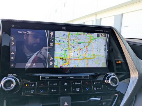 Used 2022 Toyota Highlander Platinum image 13