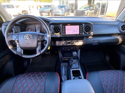 Used 2021 Toyota Tacoma SR w/ SR Convenience Package RWD image 15