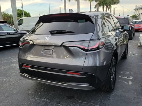 Used 2023 Honda HR-V EX-L image 3