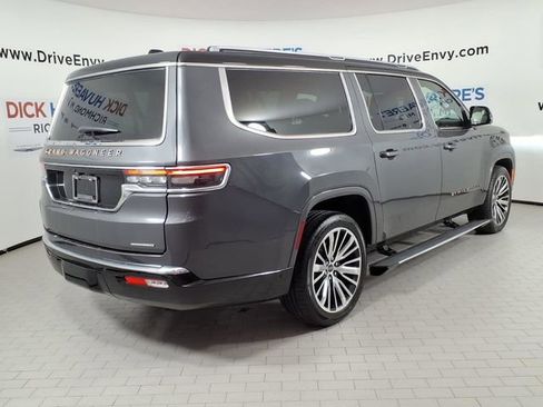 Used 2024 Jeep Grand Wagoneer L Series III AWD/4WD image 4