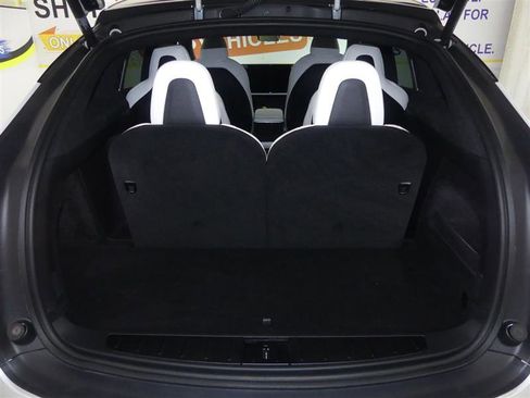 Used 2022 Tesla Model X Plaid image 27