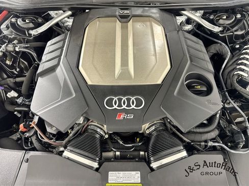 Used 2022 Audi RS 7 Sportback AWD/4WD image 38