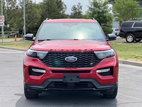 Used 2020 Ford Explorer ST w/ Premium Technology Package AWD/4WD image 8