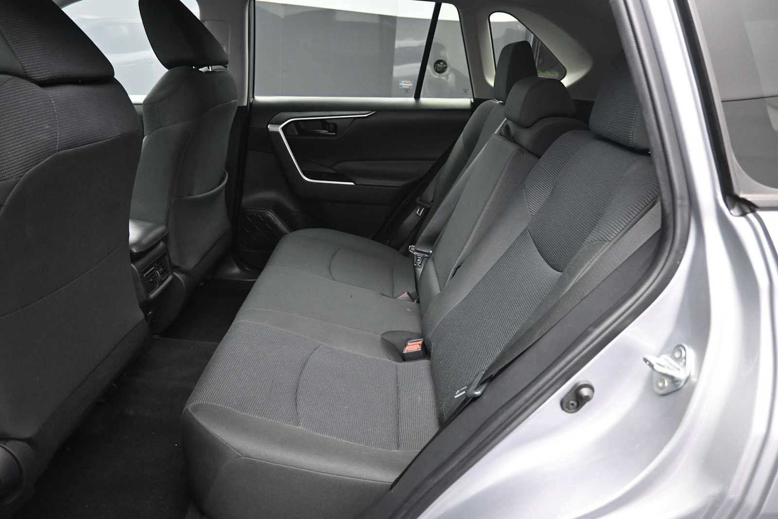 Certified 2023 Toyota RAV4 LE AWD/4WD image 19
