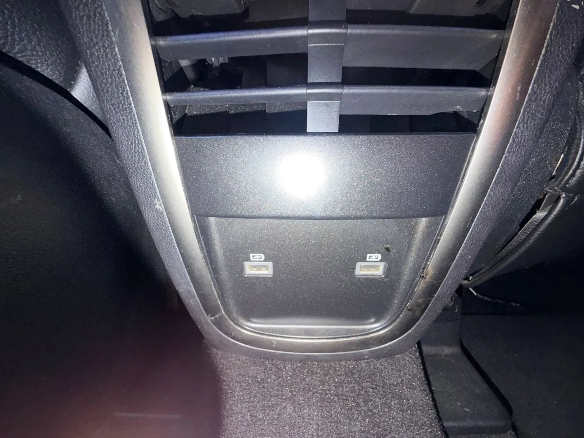 Used 2019 Lincoln MKC Premiere FWD image 28