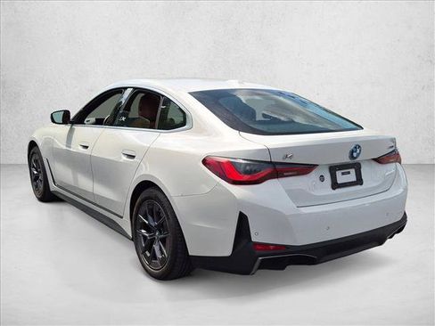 Used 2023 BMW i4 eDrive35 RWD image 7