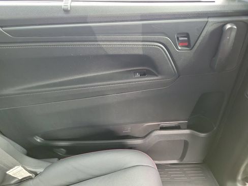 Certified 2023 Honda Odyssey Sport image 18