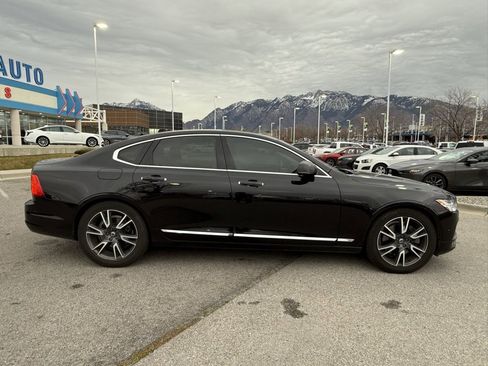 Used 2017 Volvo S90 T6 Inscription w/ Vision Package image 8