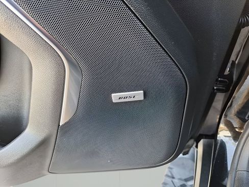 Used 2022 Chevrolet Tahoe Z71 w/ Off-Road Capability Package image 29