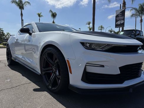 Used 2021 Chevrolet Camaro SS image 10