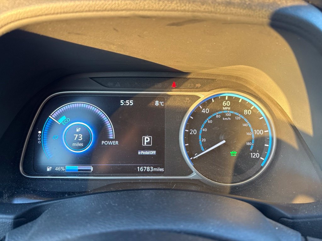 Used 2025 Nissan Leaf S FWD image 27