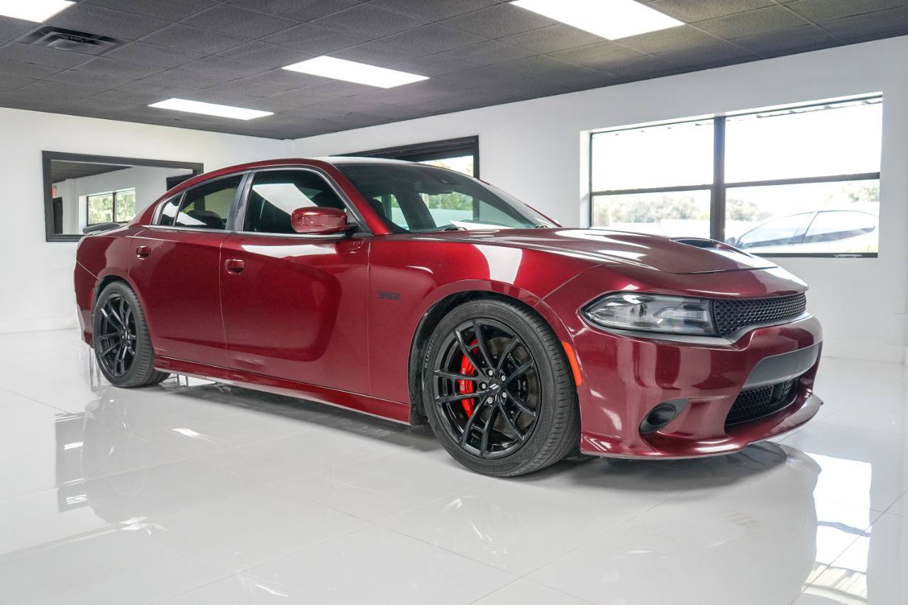 Used 2018 Dodge Charger R/T RWD image 7