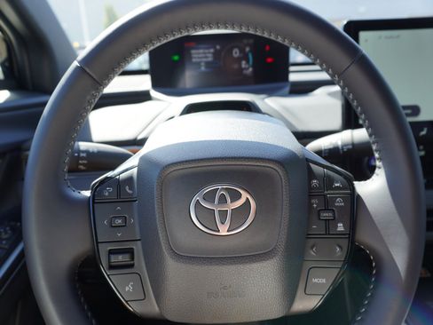 Used 2026 Toyota bZ FWD image 23