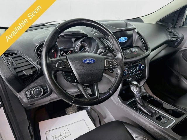 Used 2019 Ford Escape SEL w/ Ford Safe & Smart Package AWD/4WD image 9