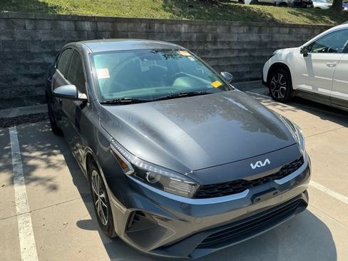 Used 2024 Kia Forte LXS FWD image 3