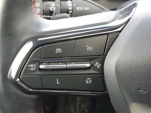 Certified 2024 Chevrolet Traverse RS w/ LPO, Floor Liner Package image 23