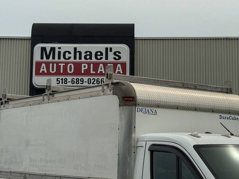 Used 2019 RAM ProMaster 3500 w/ Premium Appearance Group FWD image 12