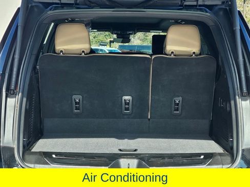 Used 2023 Chevrolet Tahoe Premier image 39