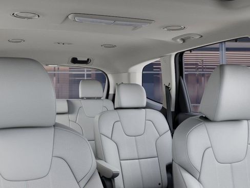 New 2025 Kia Telluride EX w/ EX Captain's Chair Package FWD image 32