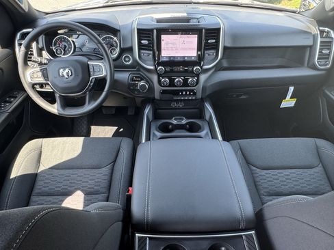 New 2026 RAM 1500 Express AWD/4WD image 24