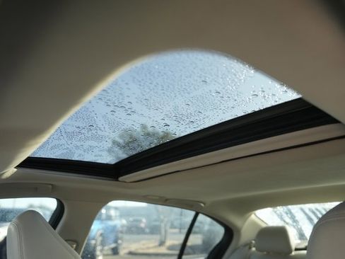 Used 2014 INFINITI Q50 Sport w/ Deluxe Touring Package image 11