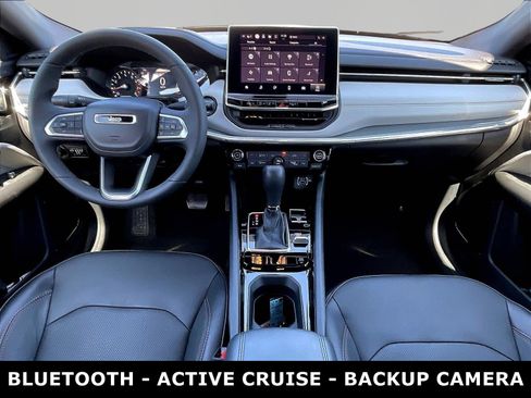 Used 2023 Jeep Compass Limited AWD/4WD image 7