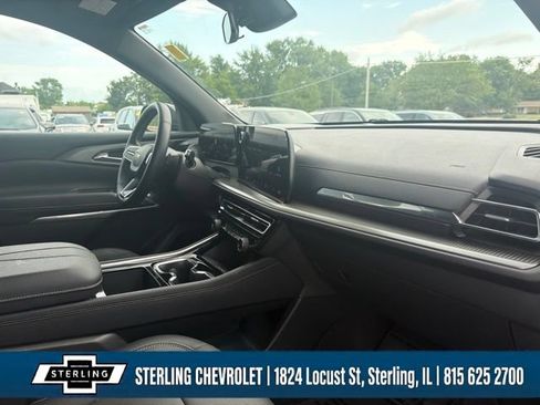 Certified 2026 Chevrolet Traverse LT AWD/4WD image 11
