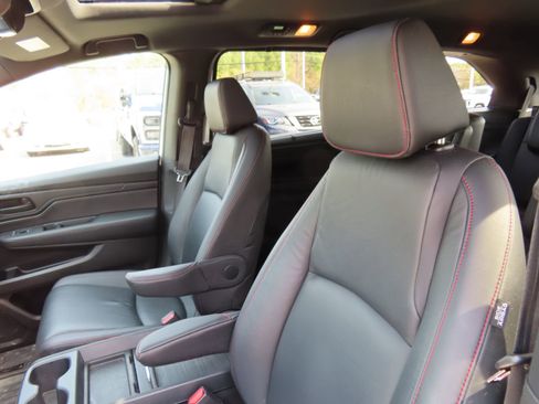 Used 2023 Honda Odyssey Sport image 28