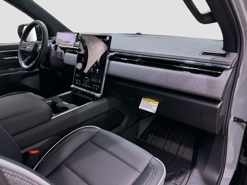 New 2026 GMC Sierra EV Elevation image 28