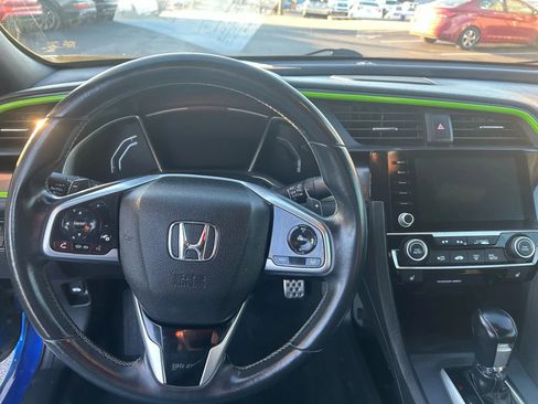 Used 2020 Honda Civic Touring image 6