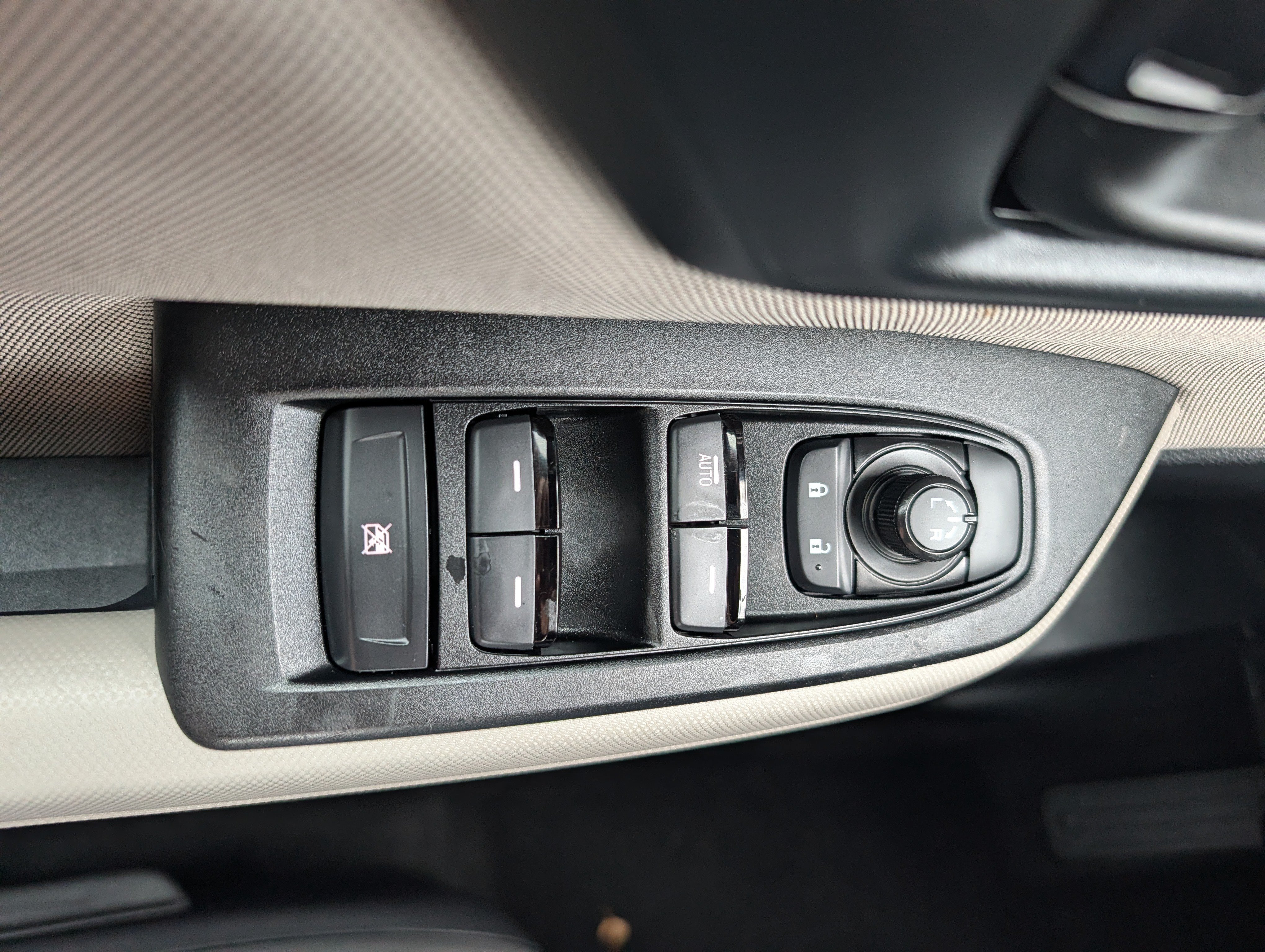 Certified 2026 Subaru Forester AWD/4WD image 19
