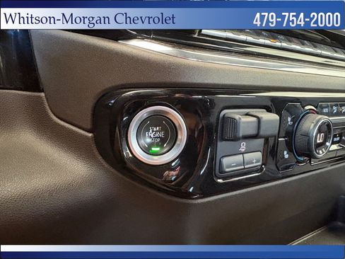 Used 2024 Chevrolet Silverado 1500 LT AWD/4WD image 19