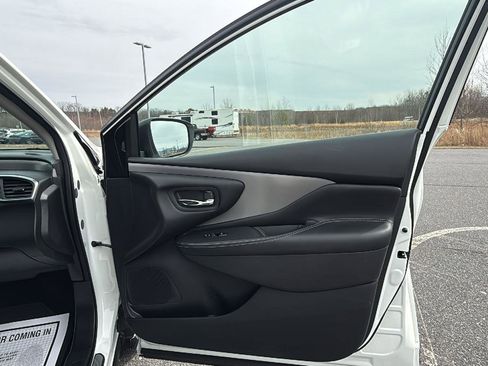 Used 2020 Nissan Murano S w/ Technology Package image 17