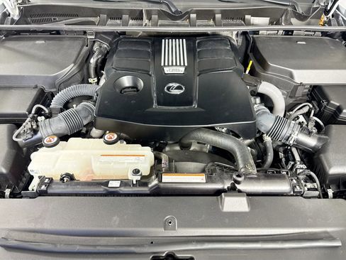 Used 2023 Lexus LX 600 F Sport image 42