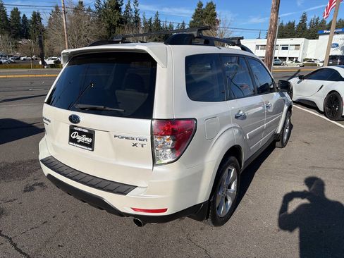 Used 2011 Subaru Forester 2.5XT Premium w/ Popular Equipment Group 5B image 7
