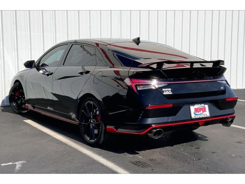 Used 2025 Hyundai Elantra N image 9