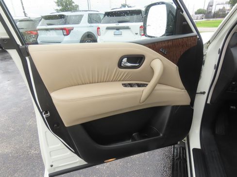 Used 2018 Nissan Armada Platinum w/ Captain Seat Package AWD/4WD image 25