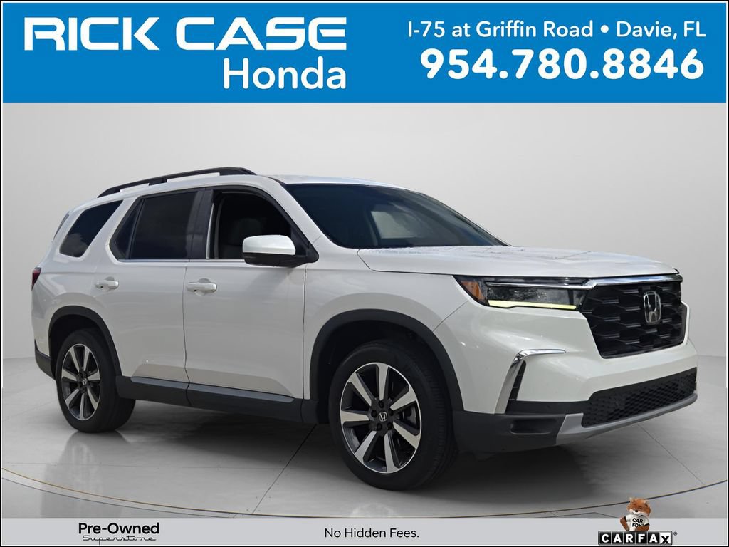 Certified 2023 Honda Pilot Touring image 1